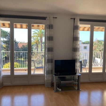 Les Palmiers Apartamento Saint-Cyr-sur-Mer Exterior foto