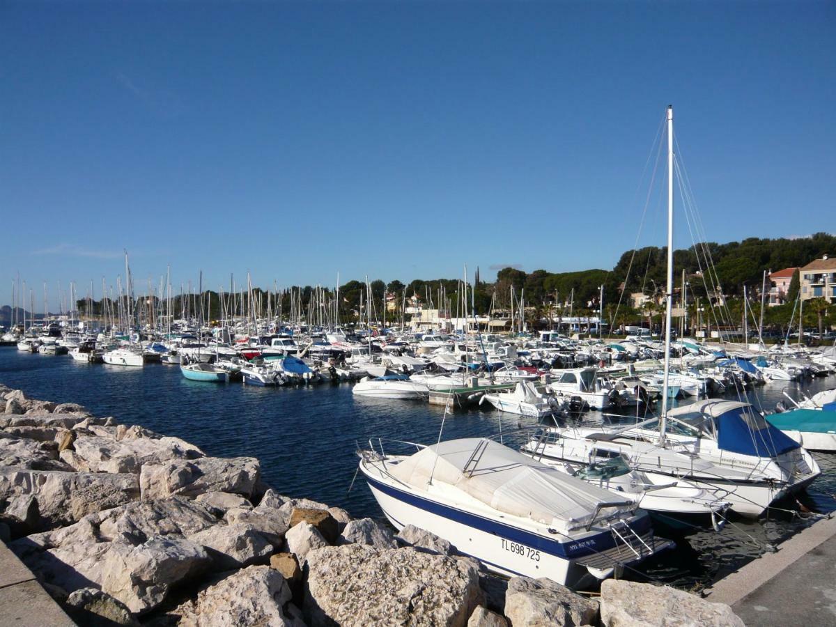 Les Palmiers Apartamento Saint-Cyr-sur-Mer Exterior foto